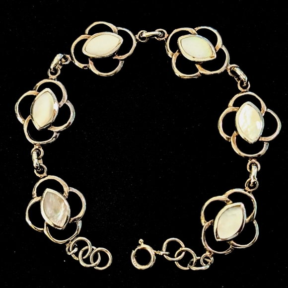 Vintage Sterling Silver Mother of Pearl Link Bracelet — 8″